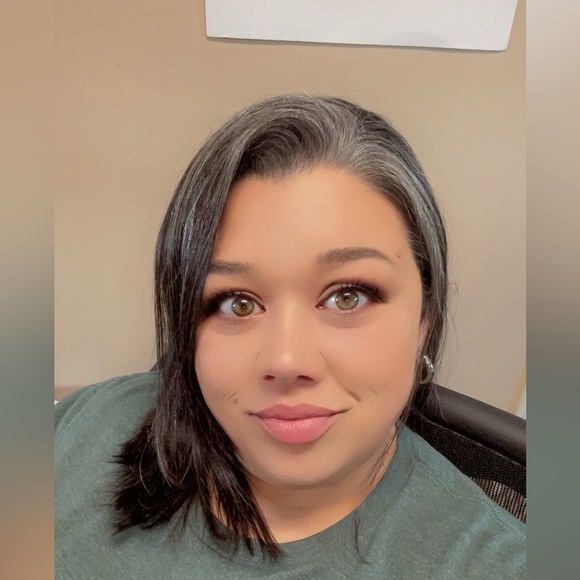 Meet your Posher, Victoria - Picture 1 of 1